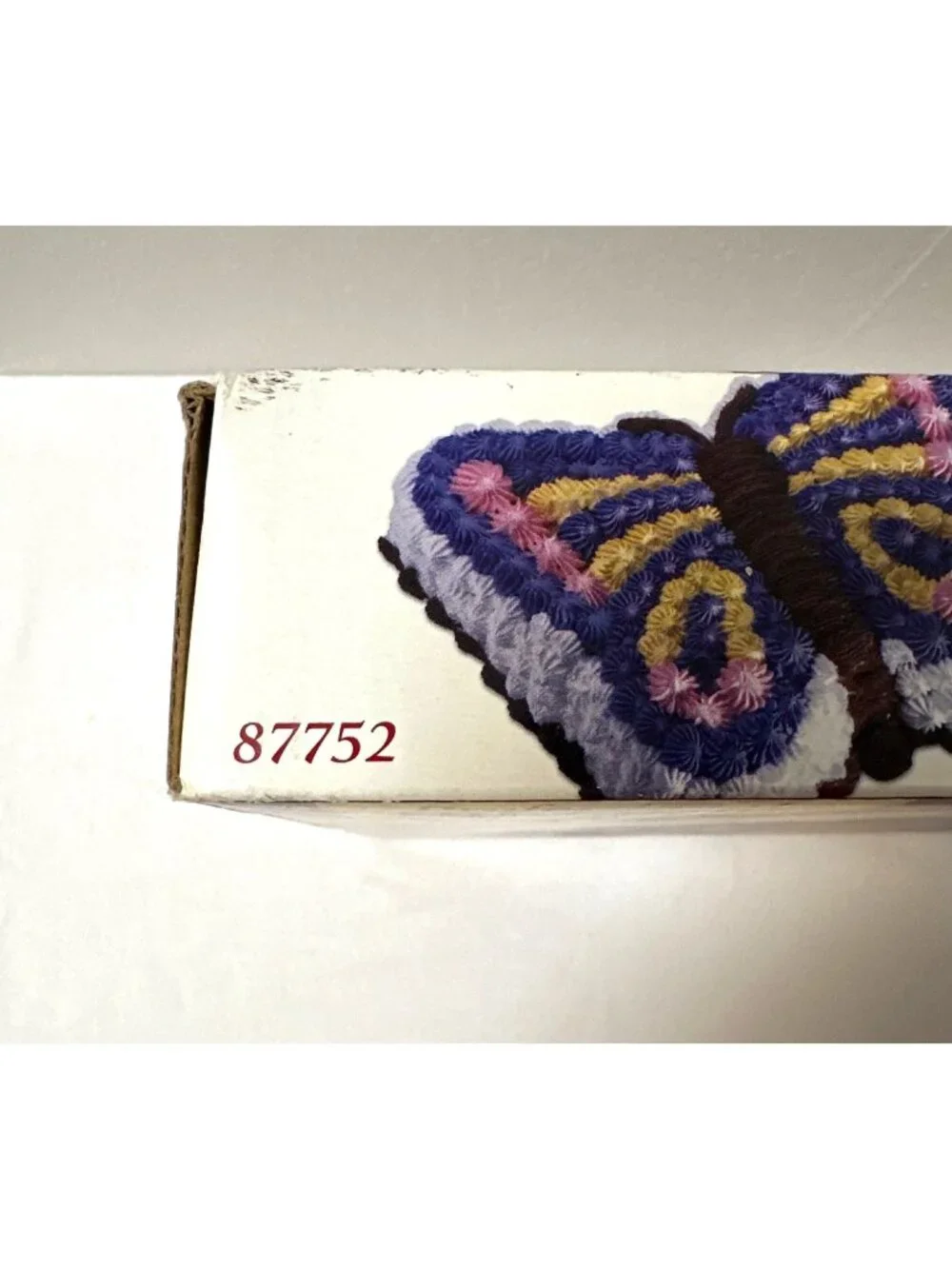 Hamilton Beach Yellow Silicone Butterfly Cake Pan, Model 87752, Y2K